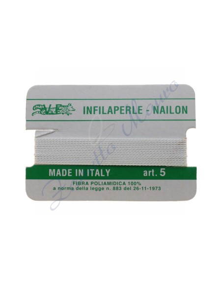 Infilaperle nylon numero 5 colore bianco. 1 filo da 2 metri circa