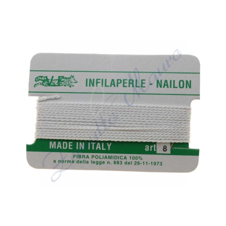 Fil de nylon numéro 8 de couleur blanche. 1 brin d'environ 2 mètres