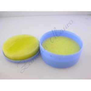 Silicone in scatola con spugna imbevuta