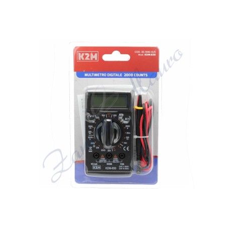 Multimètre numérique pour tester la batterie