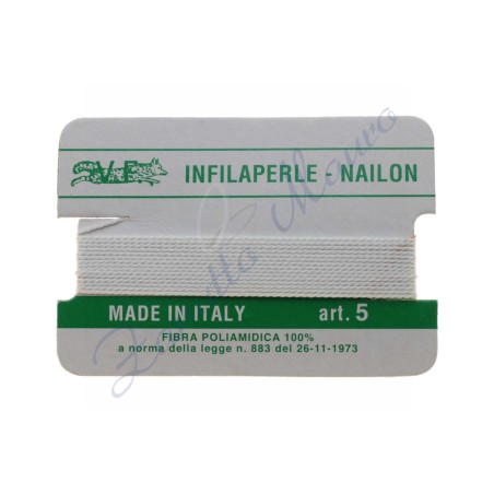 Infilaperle nylon numero 5 colore bianco. 1 filo da 2 metri circa